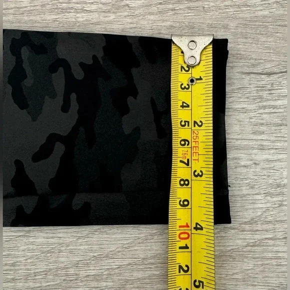 Spanx Faux Leather Camo Leggings Sporty Gorp Rock Streetwear Shaping NWT Small - Picture 4 of 10